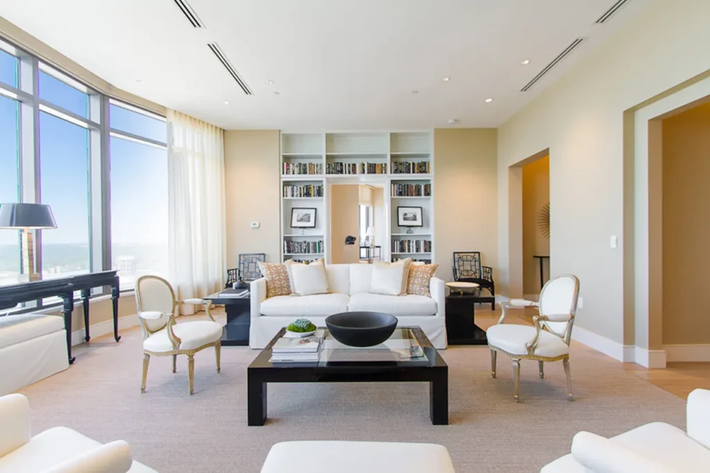 6 Tips for a Renter-Friendly Apartment Makeover That Feels Like Home' 1 Top 6 Tips for a Renter-Friendly Apartment Makeover